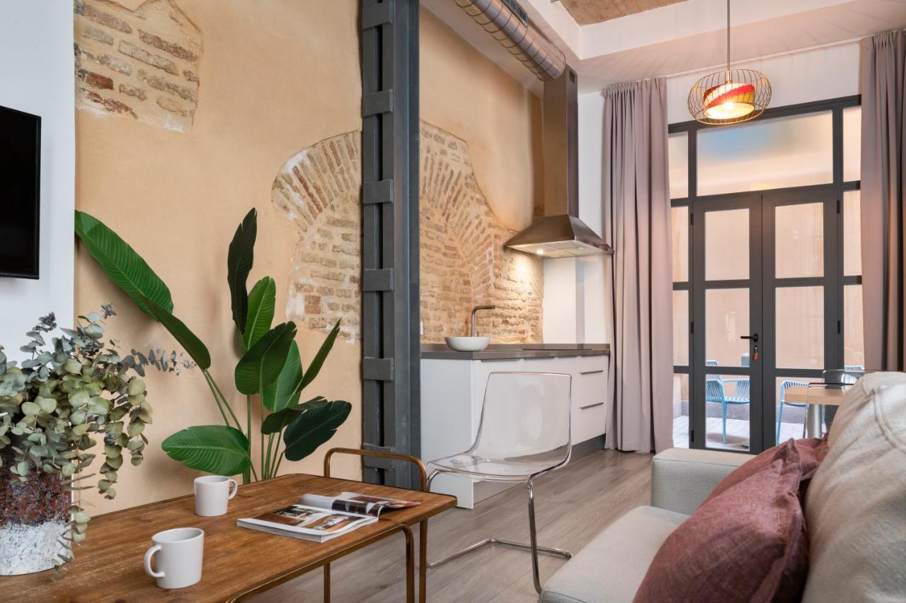 Suites Maestranza - Herreria By Magno Apartments Σεβίλλη Εξωτερικό φωτογραφία