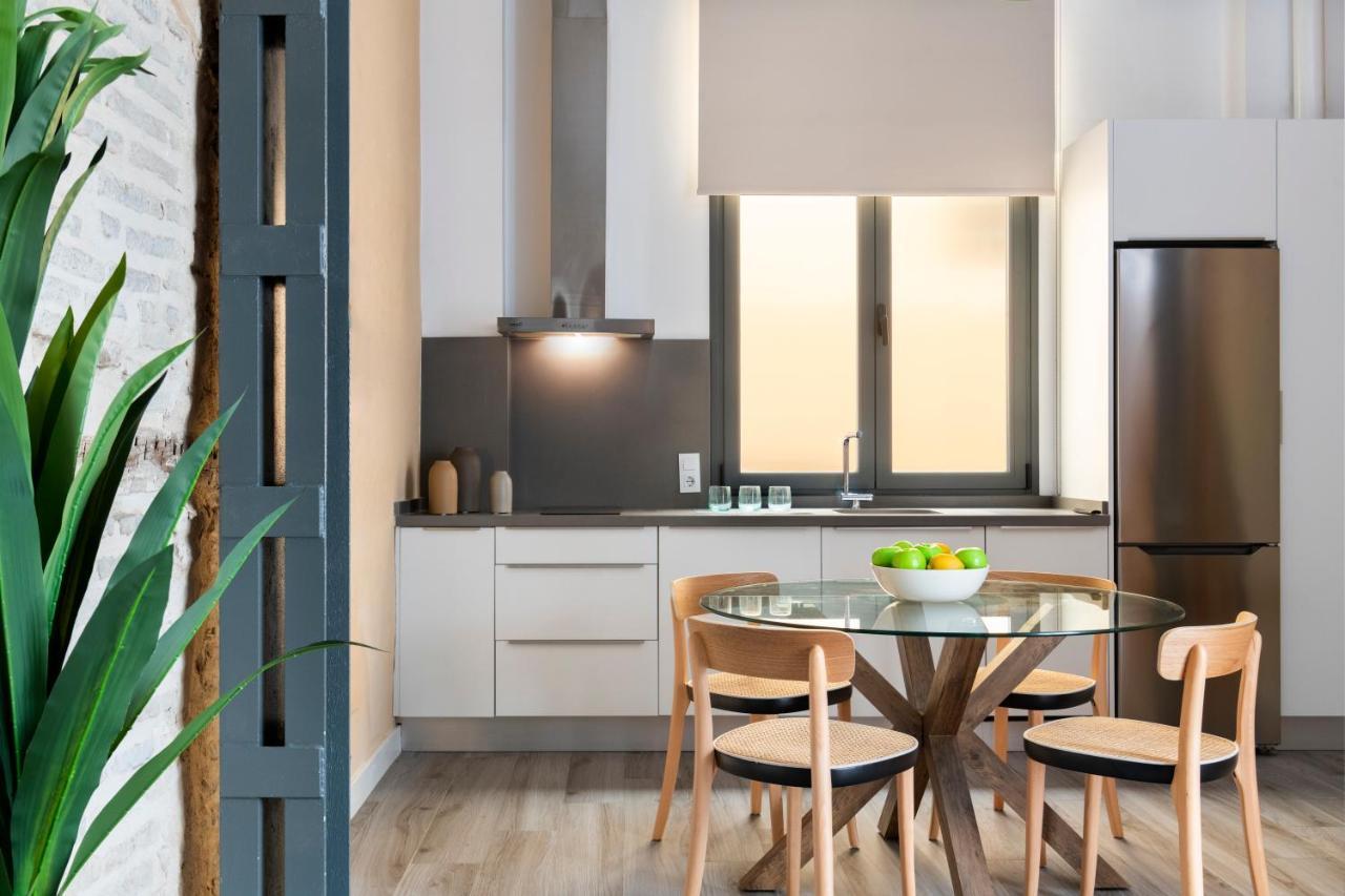 Suites Maestranza - Herreria By Magno Apartments Σεβίλλη Εξωτερικό φωτογραφία